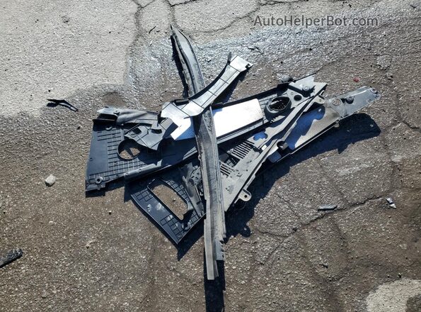 JTHCL5EF1H5028370 2017 LEXUS LS Gray Շարժիչի բաժամունքի տեսք