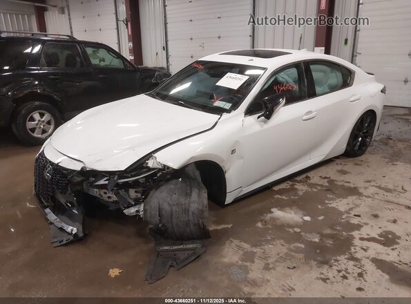 JTHGZ1E23P5032182 2023 LEXUS IS 350 Белый Передняя левая четверть