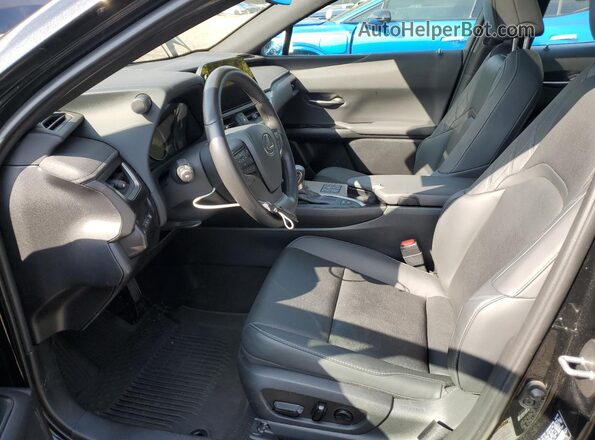 JTHP6JBH1R2182118 2024 LEXUS UX Черный Вид салона спереди