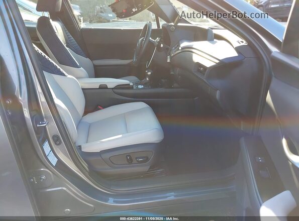 JTHP9JBH7M2044065 2021 LEXUS UX 250H Серый Вид салона спереди