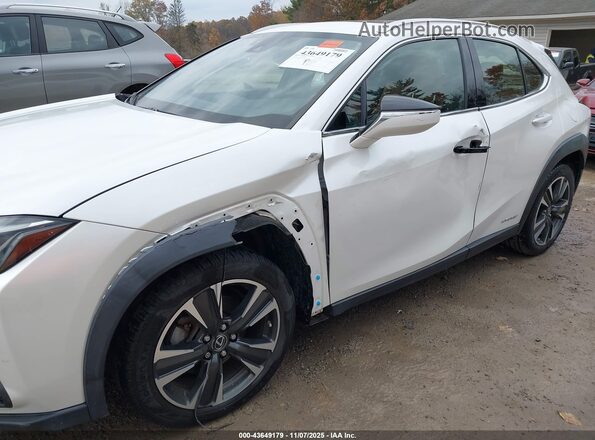 JTHU9JBH5K2013980 2019 LEXUS UX 250H White Vista frontal