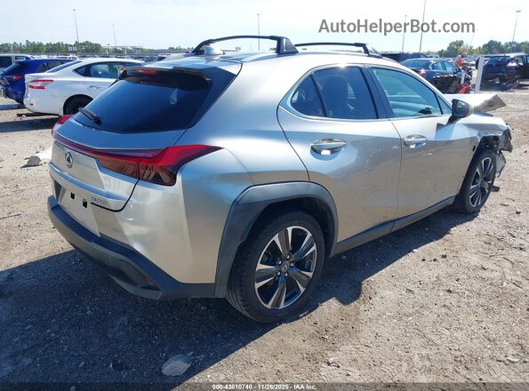 JTHY3JBH1K2001604 2019 LEXUS UX 200 Silver Задня права чверть
