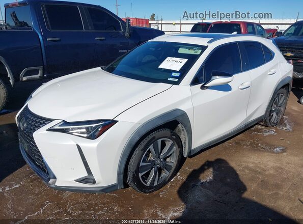 JTHY3JBH3K2012961 2019 LEXUS UX 200 White Vista tres cuartos delantera izquierda