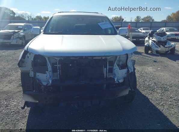 JTJAM7BX5P5350536 2023 LEXUS GX 460 Белый Вид задней части салона