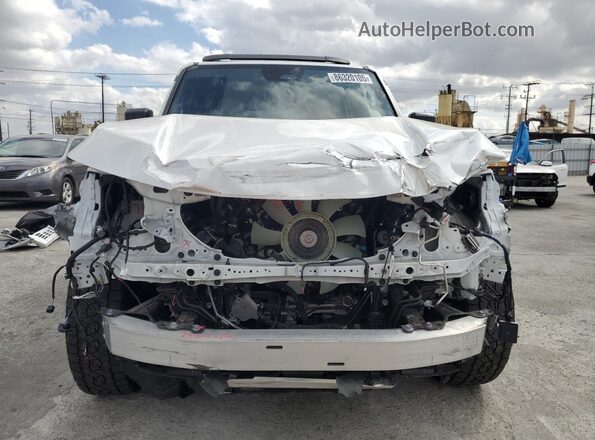 JTJTBCDX0R5030239 2024 LEXUS GX Белый Вид спереди