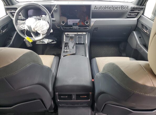 JTJTBCDX0R5030239 2024 LEXUS GX Белый Вид панели приборов