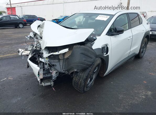JTMABABA8PA027526 2023 SUBARU SOLTERRA Белый Передняя левая четверть