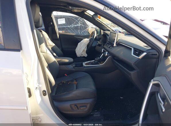 JTMFB3FV0MD066474 2021 TOYOTA RAV4 PRIME Белый Вид салона спереди