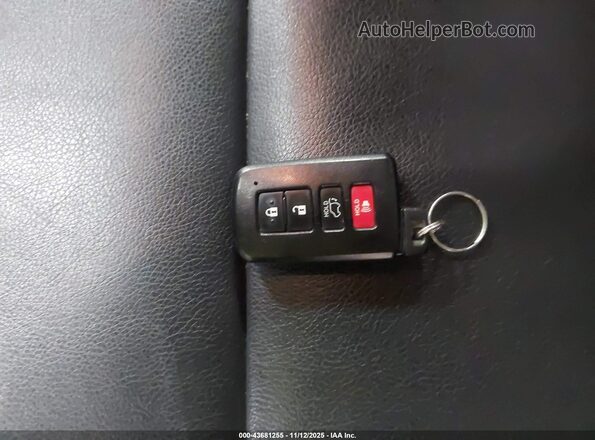 JTMJJREV4HD080725 2017 TOYOTA RAV4 HYBRID Gray Вид панелі приладів