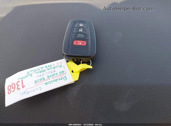 JTMN1RFVXND085116 2022 TOYOTA LIMITED White Widok deski rozdzielczej
