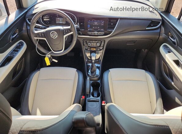 KL4CJESM4NB543770 2022 BUICK ENCORE Белый Вид панели приборов