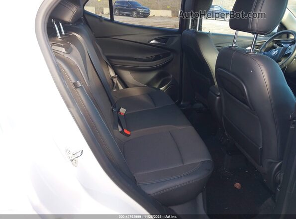 KL4MMCSL4NB030963 2022 BUICK ENCORE White VIN კოდის სტიკერის ხედი