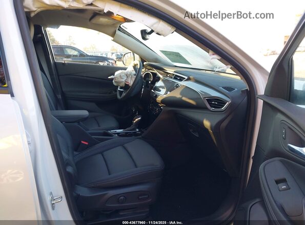 KL4MMFSL8PB000160 2023 BUICK ENCORE White Вид салону спереду