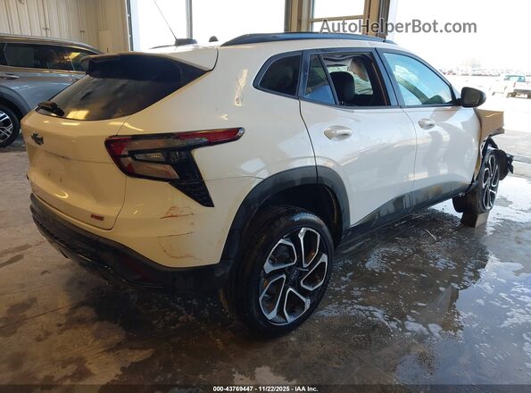 KL77LJEPXSC199607 2025 CHEVROLET TRAX Белый Задняя правая четверть