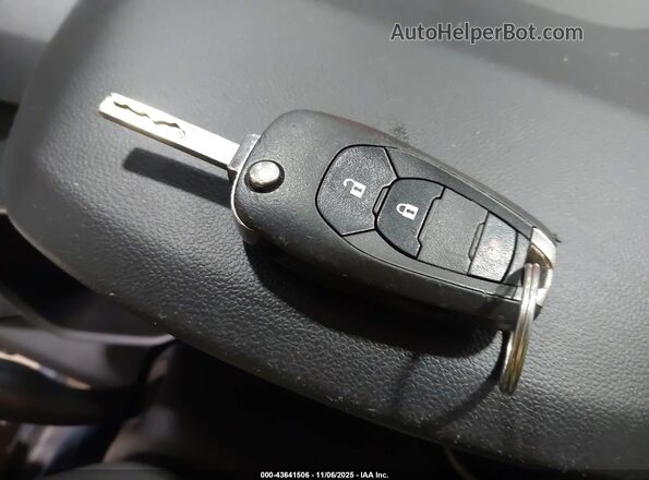 KL79MMS2XMB165823 2021 CHEVROLET TRAILBLAZER Gray Dashboard view