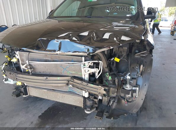 KL79MPSL1NB027745 2022 CHEVROLET TRAILBLAZER Черный Вид спереди
