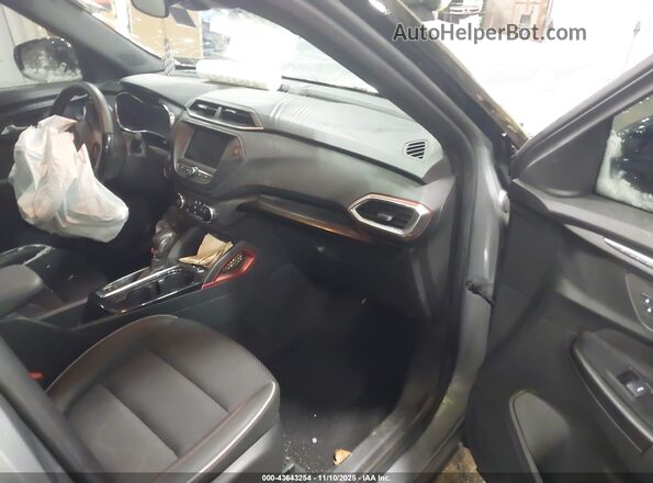 KL79MUSL0PB166296 2023 CHEVROLET TRAILBLAZER Gray Սալոնի դիմացի տեսք