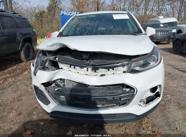 KL7CJPSM2NB534998 2022 CHEVROLET TRAX Белый Вид спереди