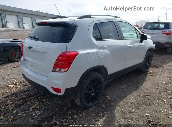 KL7CJPSM2NB534998 2022 CHEVROLET TRAX Белый Задняя правая четверть