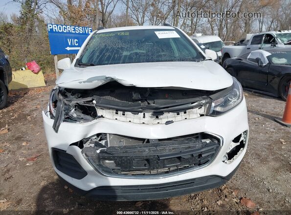 KL7CJPSM2NB534998 2022 CHEVROLET TRAX Белый Вид щитка приборов