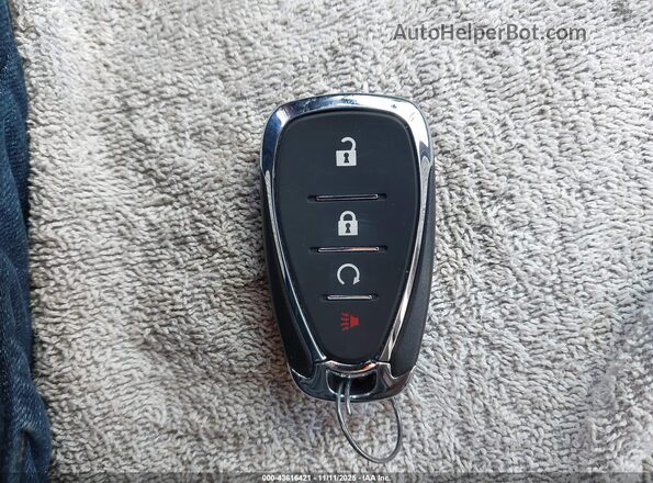 KL7CJPSM8NB569481 2022 CHEVROLET TRAX Белый Вид панели приборов