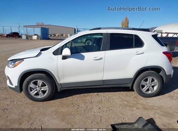 KL7CJPSM8NB569481 2022 CHEVROLET TRAX Белый Панорамный вид салона 360°