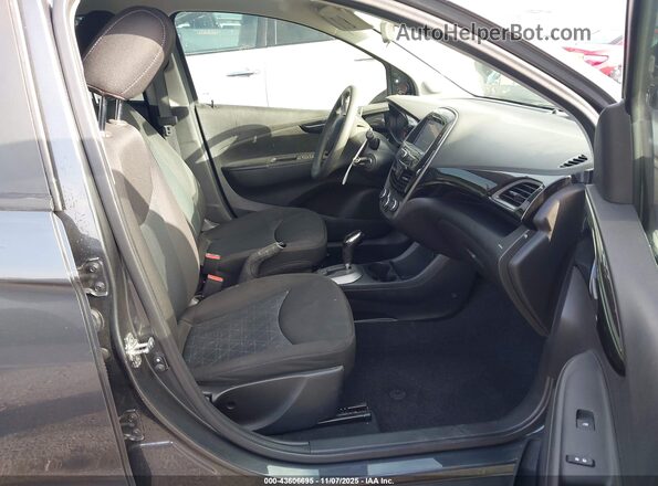 KL8CD6SA6NC011142 2022 CHEVROLET SPARK Серый Вид салона спереди