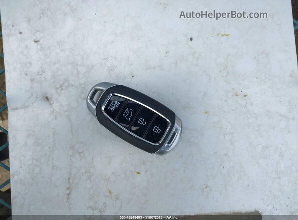 KM8K22AA2LU437903 2020 HYUNDAI KONA Черный Вид панели приборов