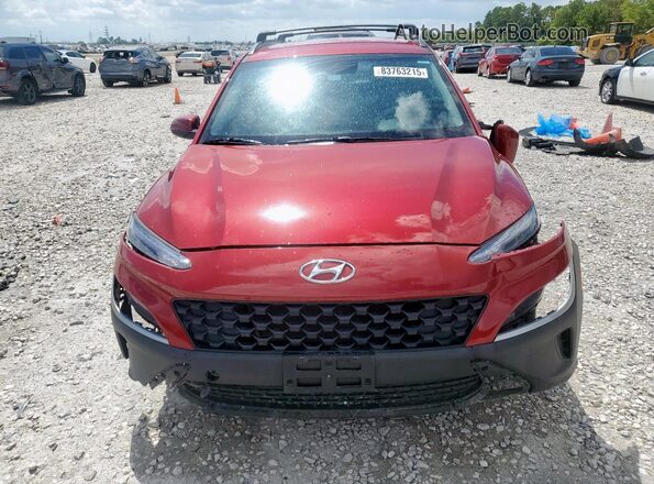 KM8K62ABXPU043066 2023 HYUNDAI KONA Красный Вид спереди
