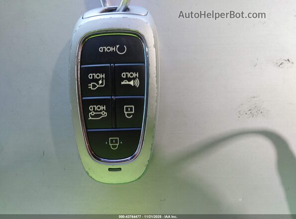 KM8KNDAF7PU175946 2023 HYUNDAI IONIQ 5  Вид панели приборов