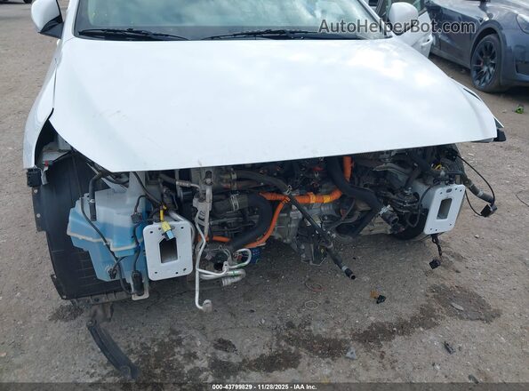 KMHC65LC1MU250307 2021 HYUNDAI IONIQ HYBRID Белый Вид спереди