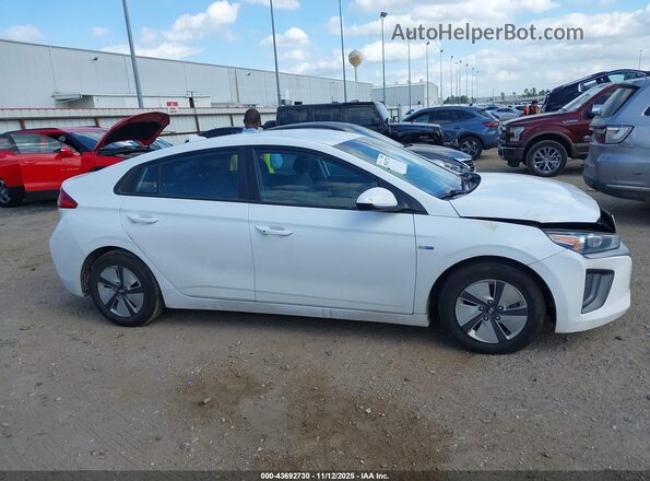 KMHC65LC2LU238830 2020 HYUNDAI IONIQ HYBRID Белый Вид задней части салона