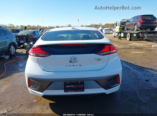 KMHC65LC9LU210281 2020 HYUNDAI IONIQ HYBRID White 