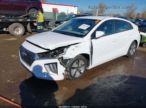 KMHC65LC9LU210281 2020 HYUNDAI IONIQ HYBRID White წინა მარცხენა ხედი სამი მეოთხედიდან