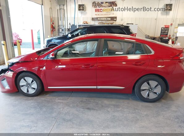 KMHC75LC4LU206989 2020 HYUNDAI IONIQ HYBRID Red სალონის 360-გრადუსიანი ხედი