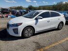 2020 Hyundai Ioniq Se White vin: KMHC75LC9LU209662