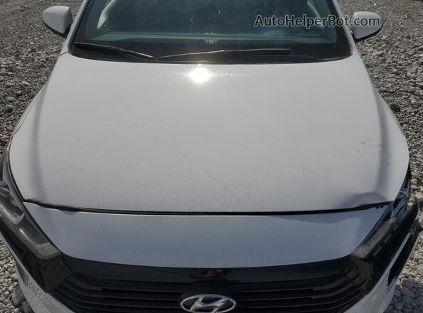 KMHC75LD6JU076168 2018 HYUNDAI IONIQ White Widok wnętrza z tyłu