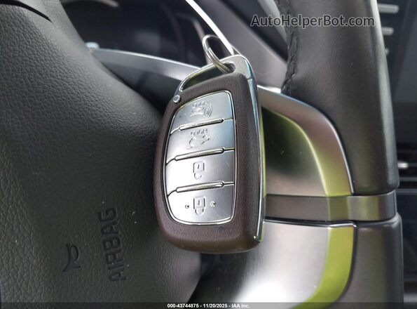 KMHC85LC0LU209451 2020 HYUNDAI IONIQ HYBRID Silver Dashboard view