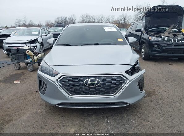 KMHC85LC0LU209451 2020 HYUNDAI IONIQ HYBRID Silver Rear interior view