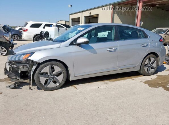 KMHC85LC0MU259350 2021 HYUNDAI IONIQ Серебряный Передняя левая четверть
