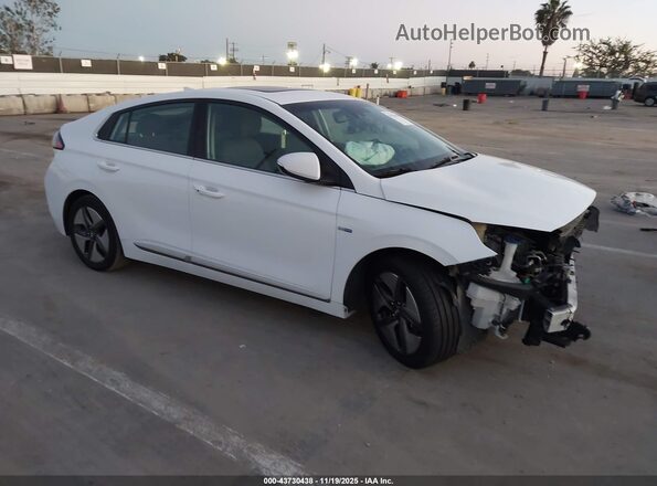 KMHC85LC8LU239720 2020 HYUNDAI IONIQ HYBRID White Front right