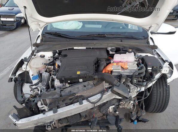KMHC85LC8LU239720 2020 HYUNDAI IONIQ HYBRID White Rear view