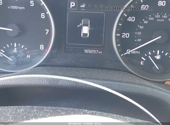 KMHD84LF0JU631323 2018 HYUNDAI ELANTRA Серый 