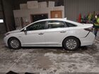 2017 Hyundai Sonata Hybrid Se Серебряный vin: KMHE24L15HA045822