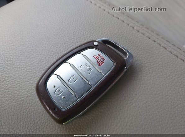 KMHE24L19HA057357 2017 HYUNDAI SONATA HYBRID Серебряный Вид панели приборов