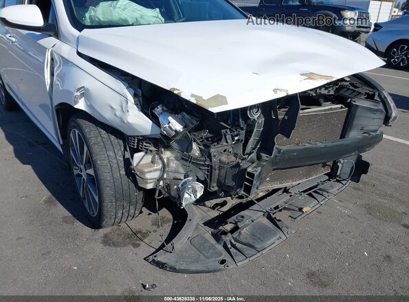 KMHH35LE2JU014518 2018 HYUNDAI ELANTRA GT Белый Вид спереди