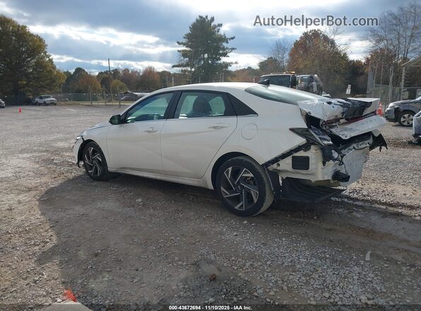 KMHLS4DG9RU823324 2024 HYUNDAI ELANTRA White Trasero izquierdo