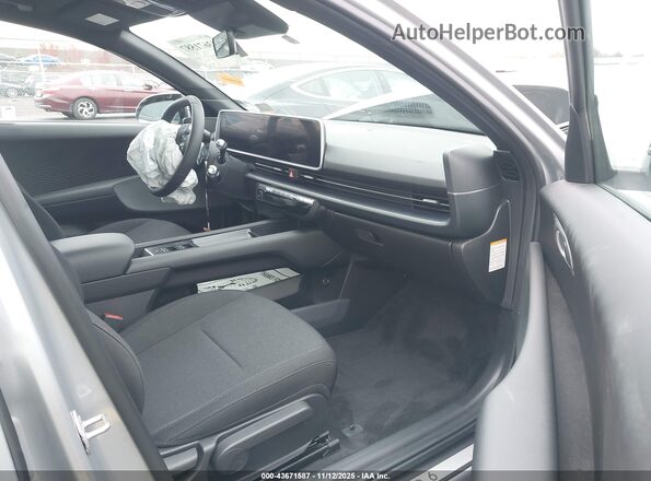KMHM24AC3SA083881 2025 HYUNDAI IONIQ 6 Gray წინა სალონის ხედი