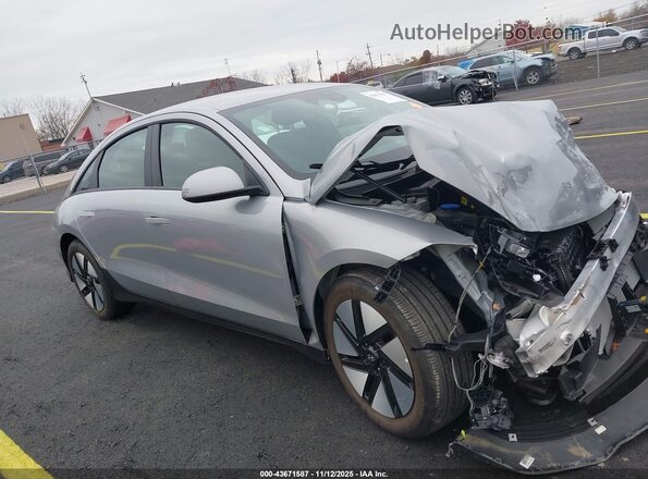 KMHM24AC3SA083881 2025 HYUNDAI IONIQ 6 Gray უკანა სალონის ხედი