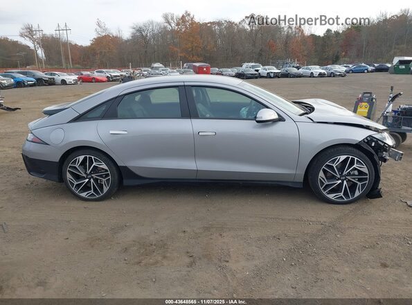 KMHM34AC6RA055533 2024 HYUNDAI IONIQ 6 Silver Вид задньої частини салону
